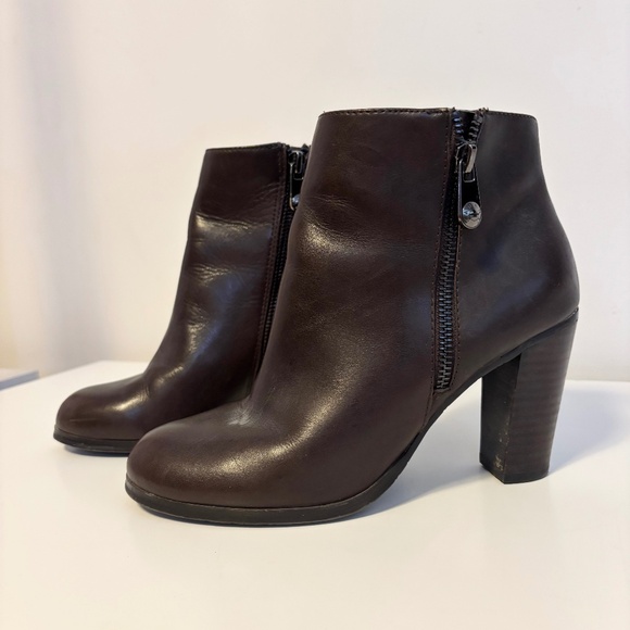 Tahari Reunion Double Zipper Leather Ankle High Heel Boots Brown Womens US 7 - Picture 1 of 6